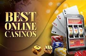 Người chơi Việt Nam thao tác game bắn cá trực tuyến trên điện thoại